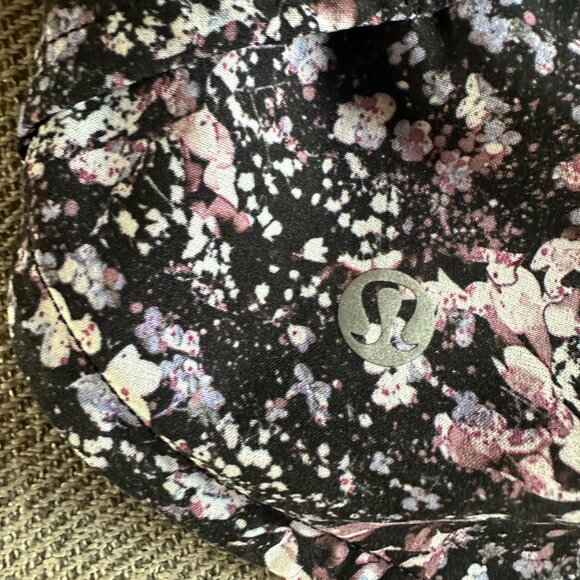 Lululemon Speed Up Short *2.5" Floral Spritz Multi / Black - Picture 6 of 7